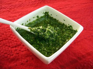 Chimichurri Salsa [σάλτσα τσιμιτσούρι]  Aργεντίνικη Κουζίνα