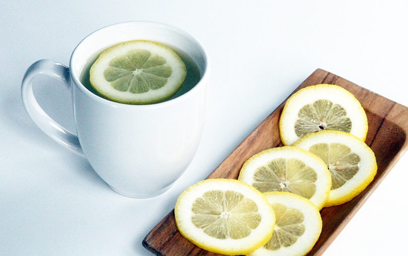 Γιατί Πρέπει να Πίνουμε το Πρωί Ζεστό Νερό με Λεμόνι! - Προϊόντα της Φύσης